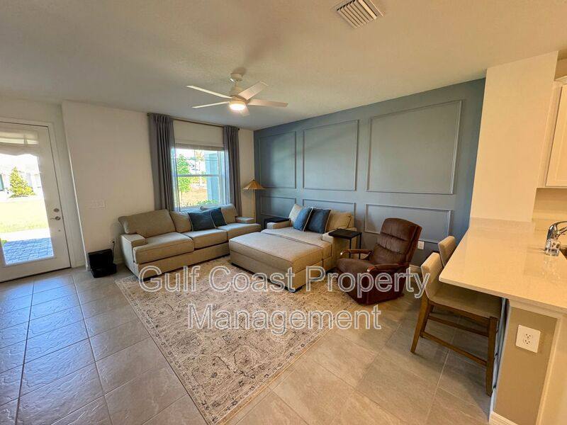 Townhouse for rent at 1908 Swivel Lane, Sarasota, FL 34240