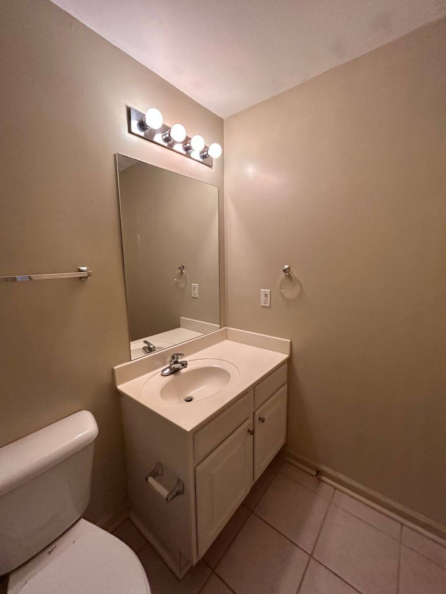 Apartment for rent at 3831 Cherokee Woods Way, Knoxville, TN 37920