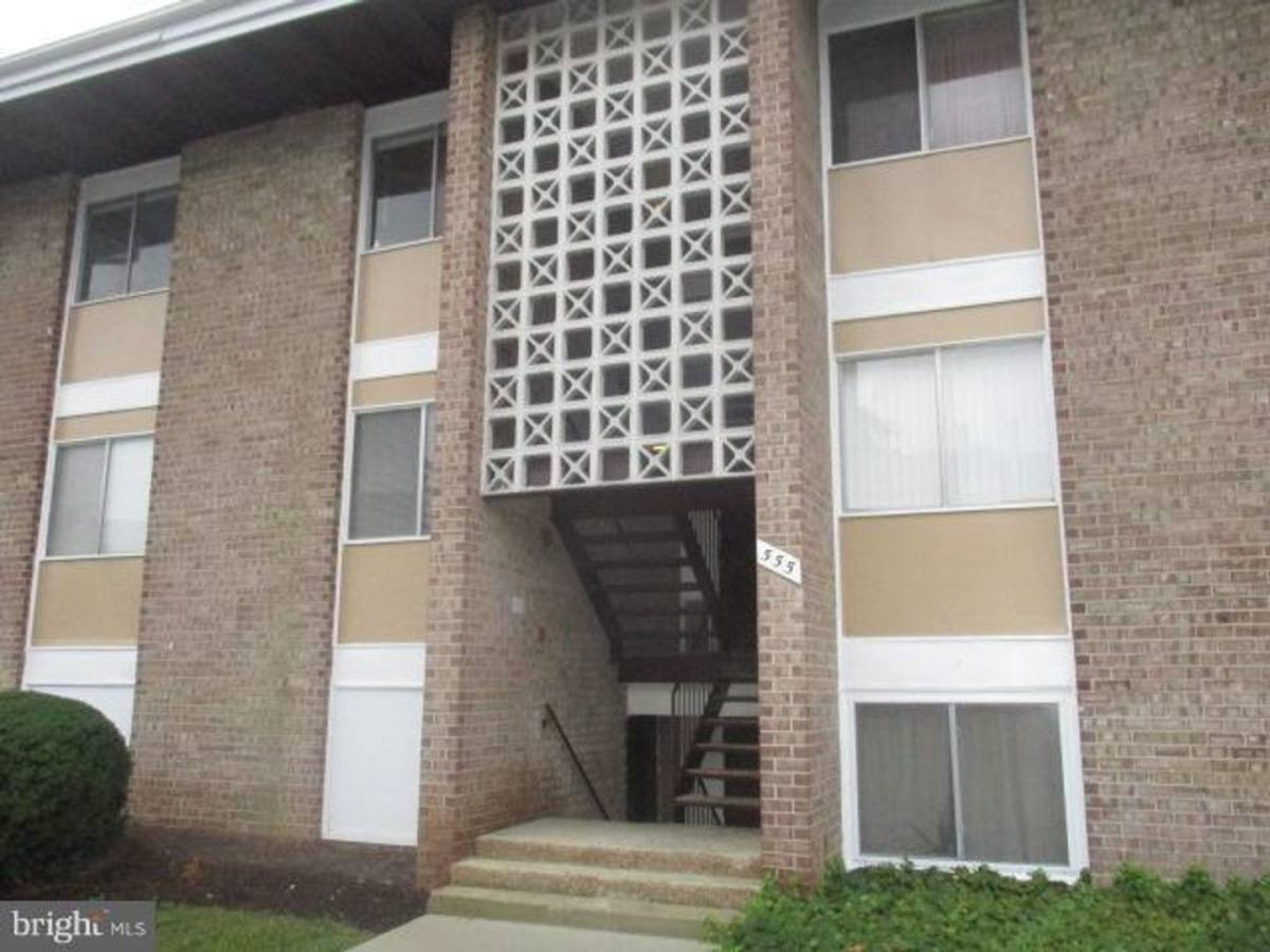 Condo for rent at 555 Wilson Bridge Dr, Oxon Hill, MD 20745