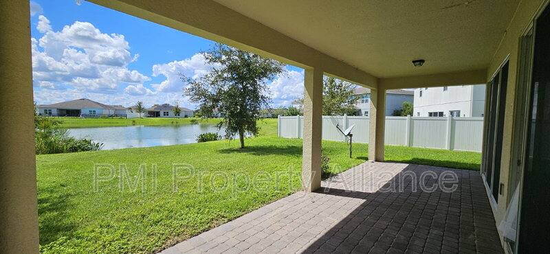 House for rent at 365 Blue Lake Circle, Kissimmee, FL 34758