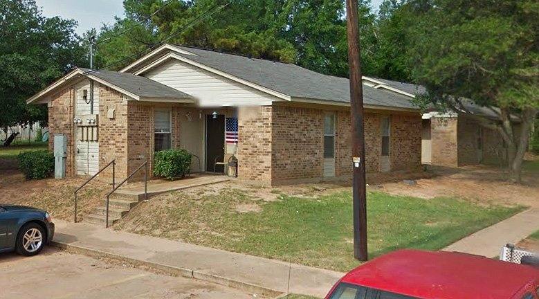 Apartment for rent at 1302 Jacksonville Dr, Jacksonville, TX 75766