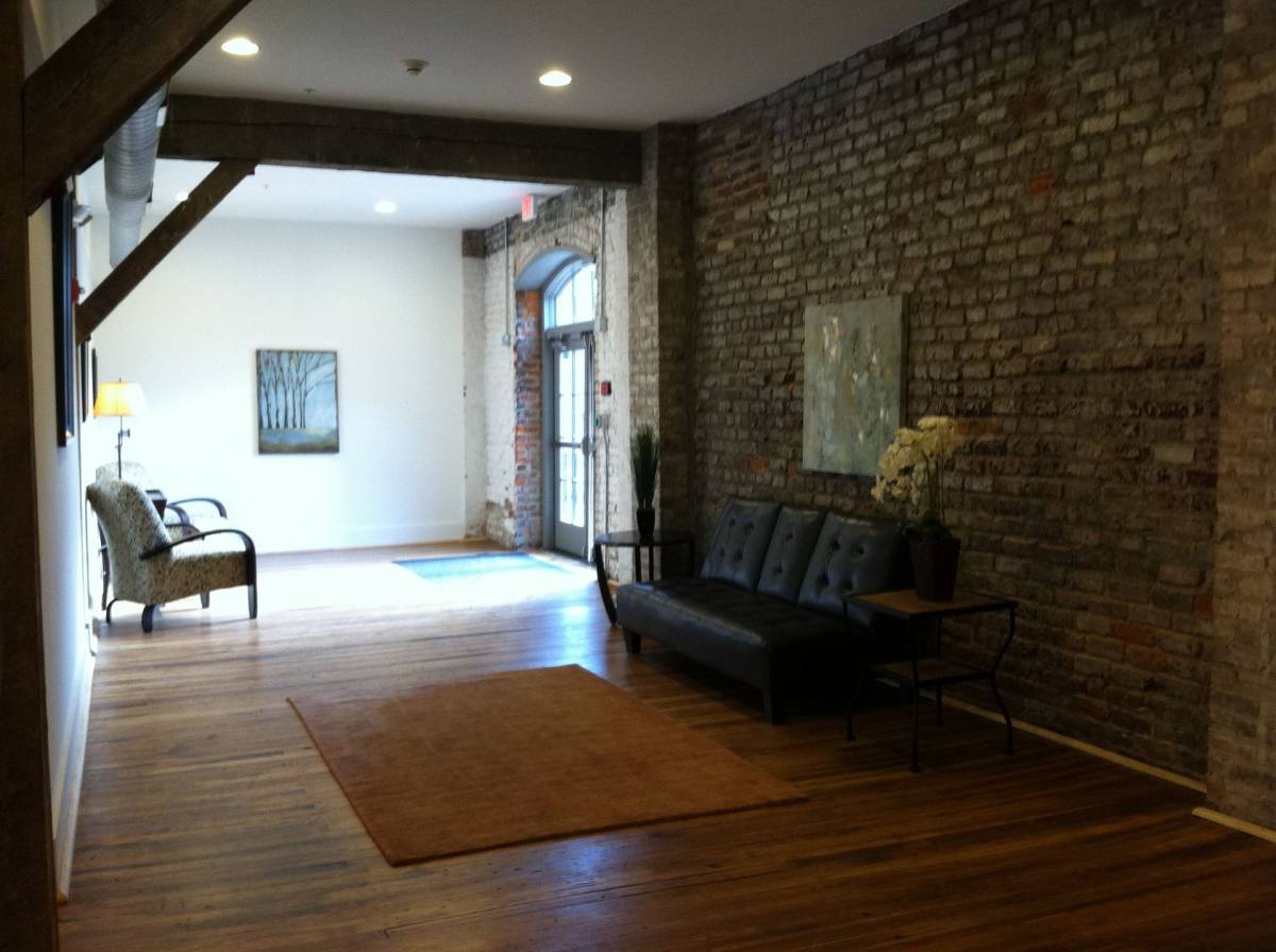 Apartment for rent at 1001 Jefferson St, Lynchburg, VA 24504