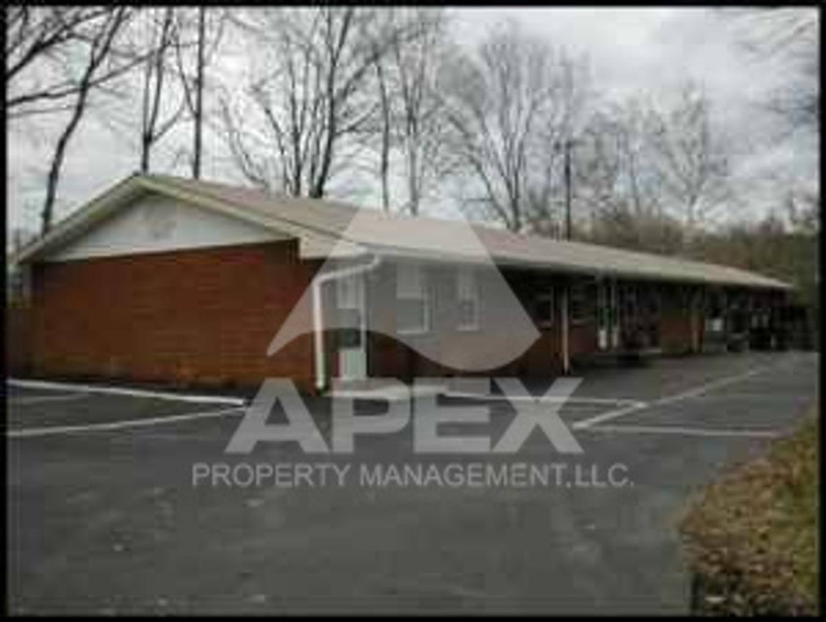 Apartment for rent at 220 Ogle Ave, Knoxville, TN 37920
