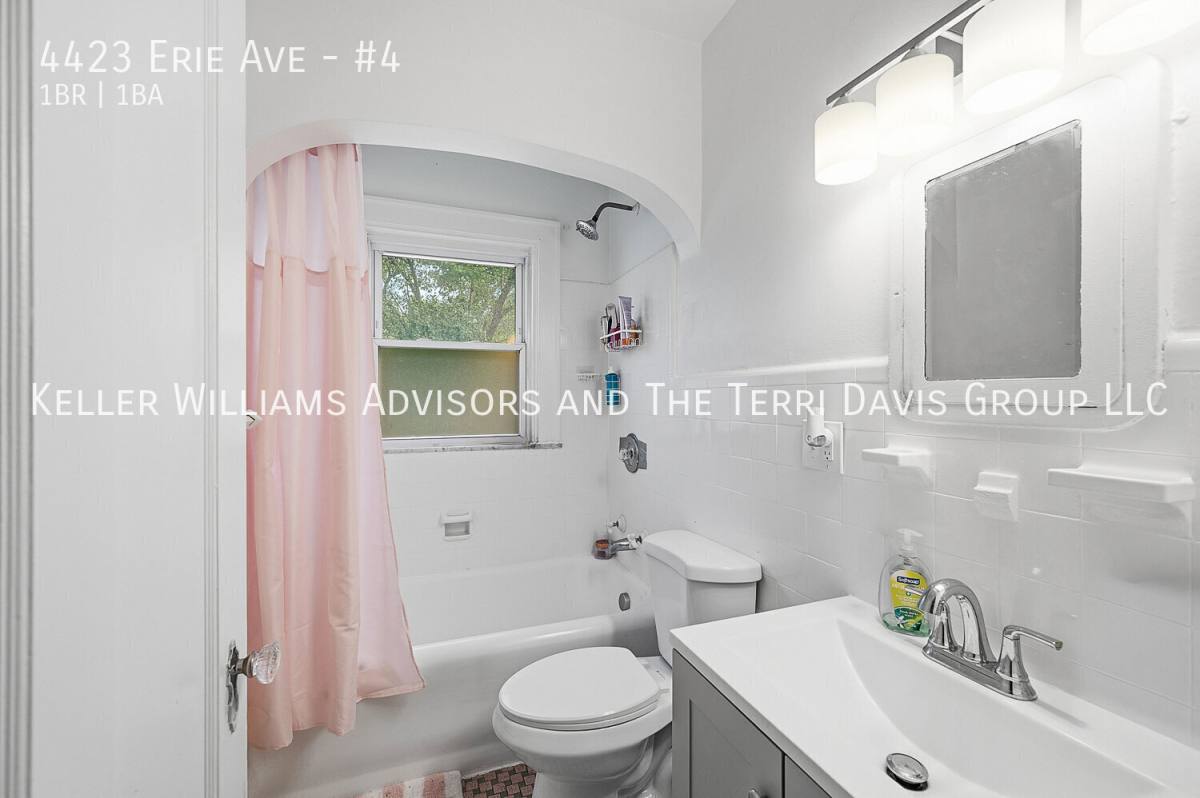 Apartment for rent at 4423 Erie Ave #4, Cincinnati, OH 45227