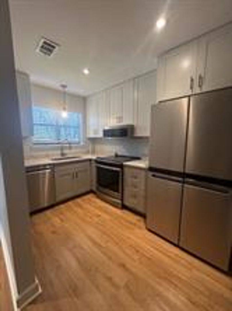Townhouse for rent at 1498 Demere Rd #A7, St. Simons Island, GA 31522