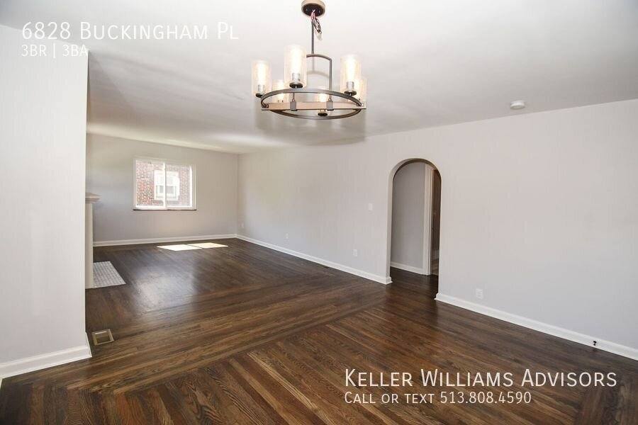 House for rent at 6828 Buckingham Place, Cincinnati, OH 45227