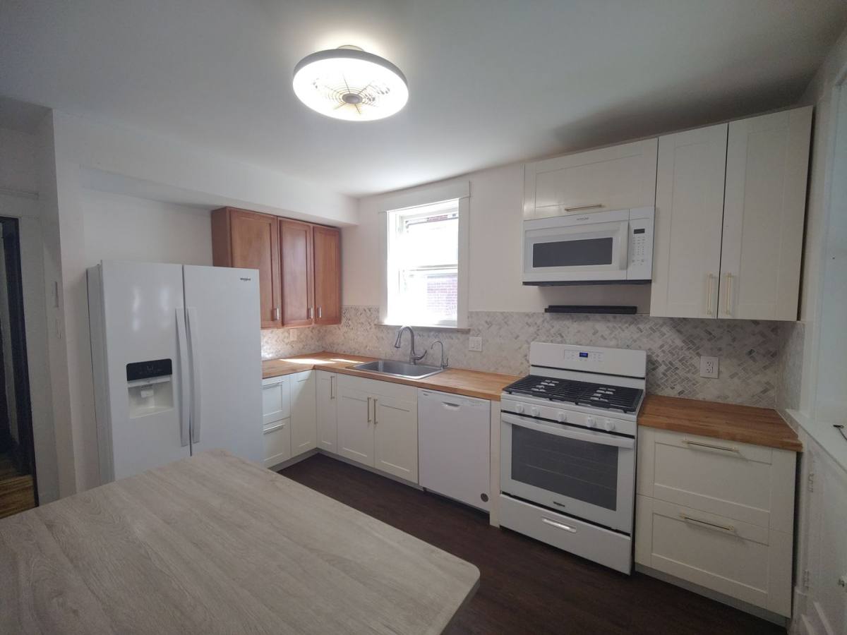 Apartment for rent at 5328 Bancroft, St. Louis, MO 63109