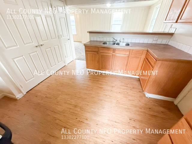 Apartment for rent at 470 Allyn St #2, Akron, OH 44304