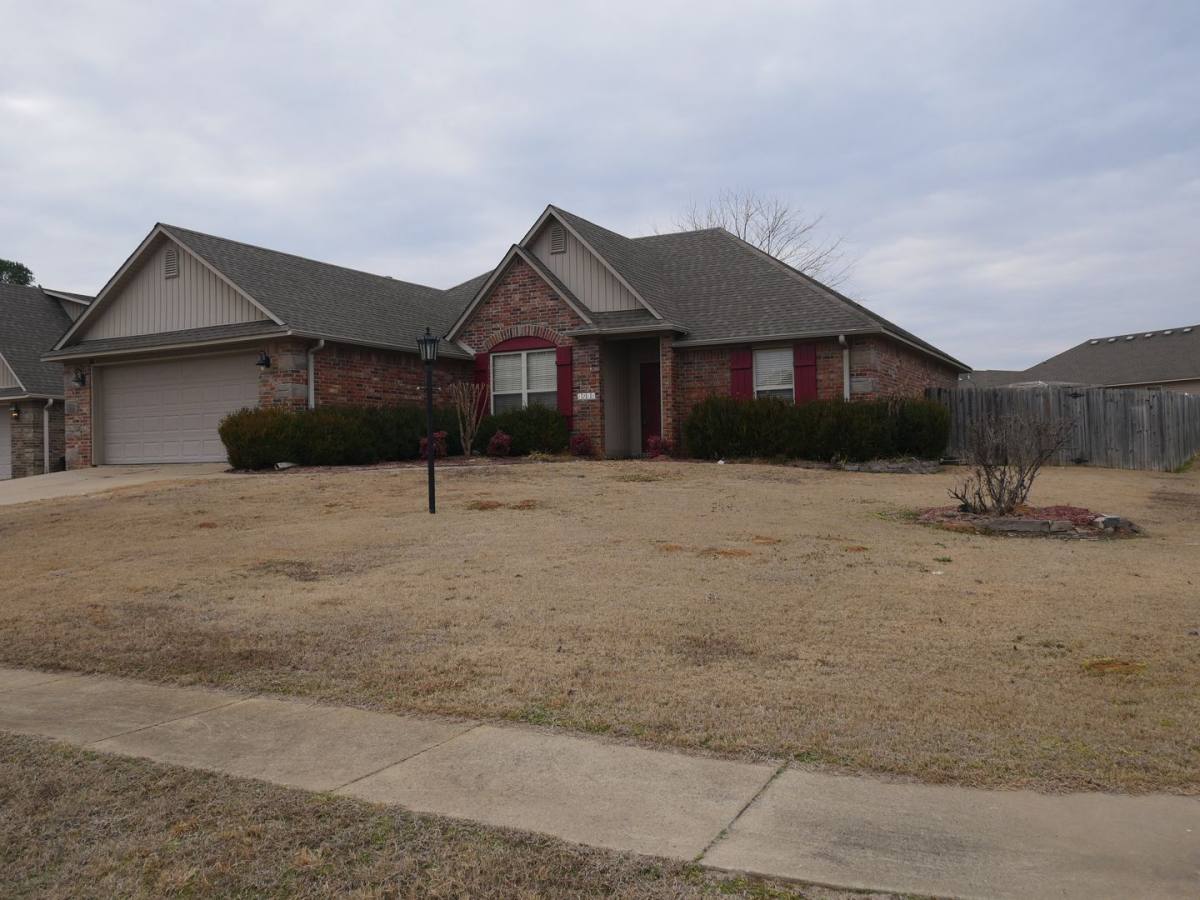 House for rent at 1216 Bur Place, Alma, AR 72921