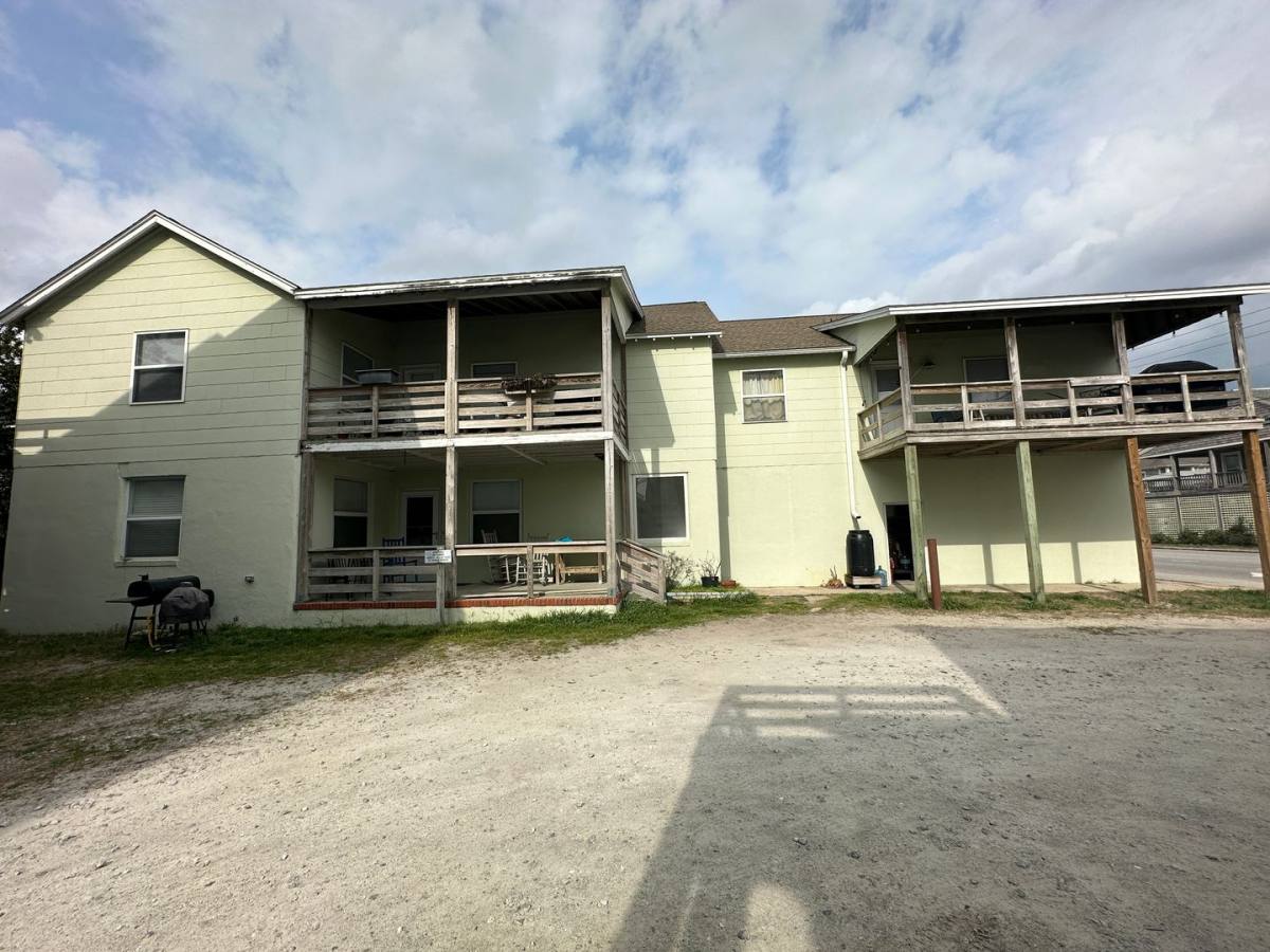 Apartment for rent at 1103 N Lumina Ave, Wrightsville Beach, NC 28480