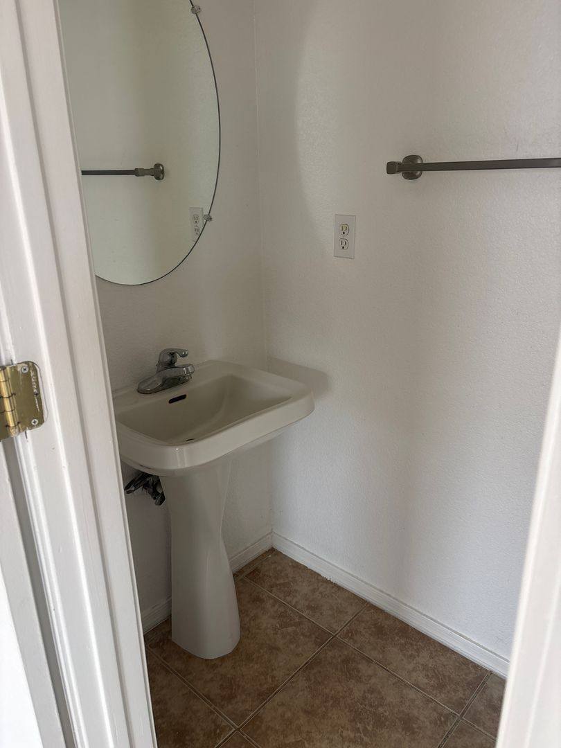 House for rent at 4729 Chesapeake Place NE, Rio Rancho, NM 87144