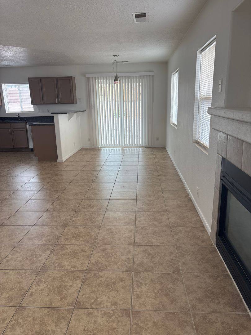 House for rent at 4729 Chesapeake Place NE, Rio Rancho, NM 87144