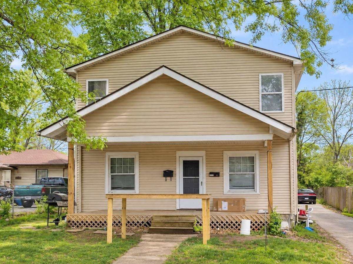 Townhouse for rent at 1105 Crescent Ave, Lexington, KY 40503