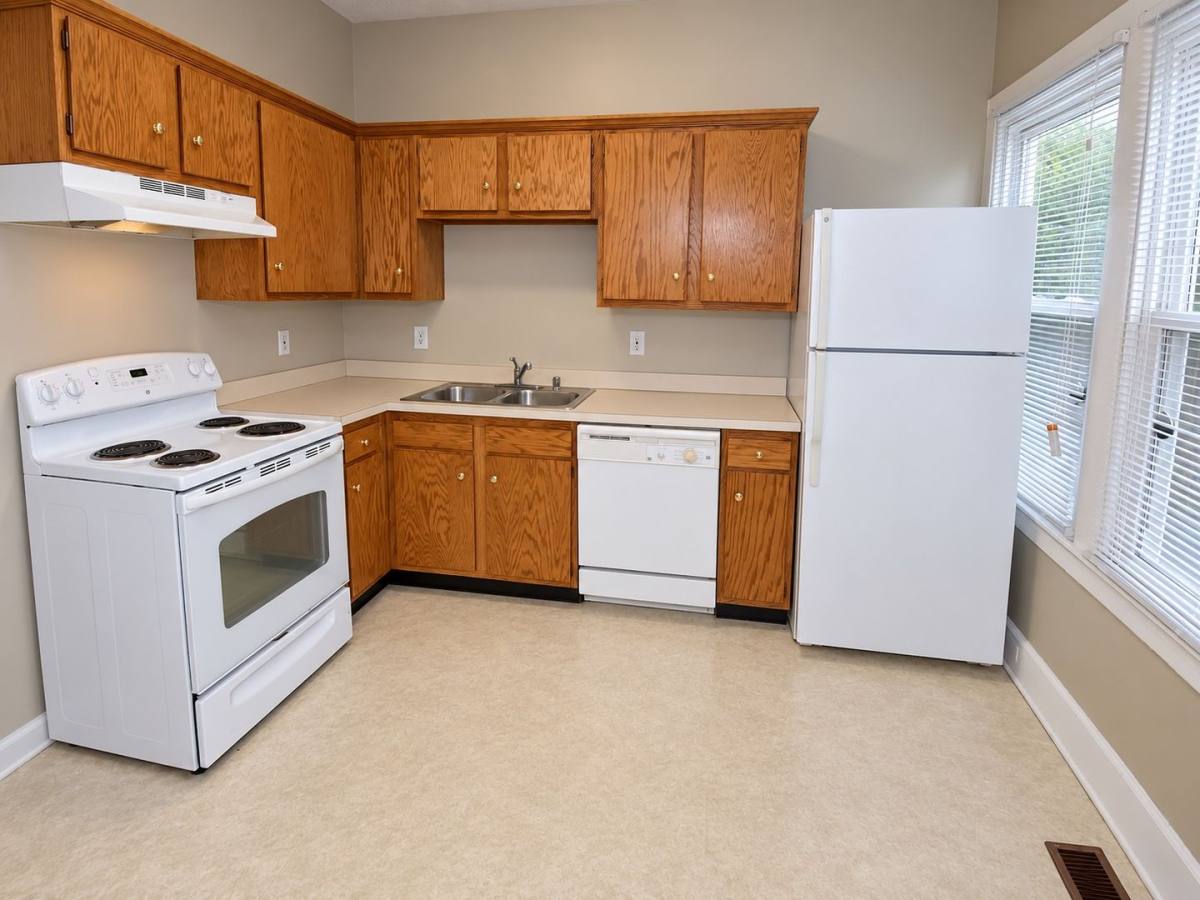 Townhouse for rent at 1105 Crescent Ave, Lexington, KY 40503