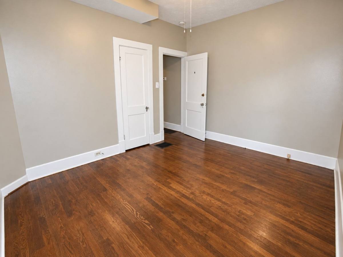 Townhouse for rent at 1105 Crescent Ave, Lexington, KY 40503