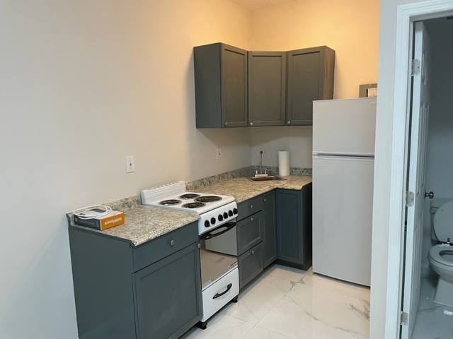 Apartment for rent at 1020 N 18th Court, Hollywood, FL 33020