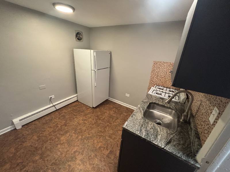 Apartment for rent at 2104-2108 S 17th Ave #GW, Broadview, IL 60155