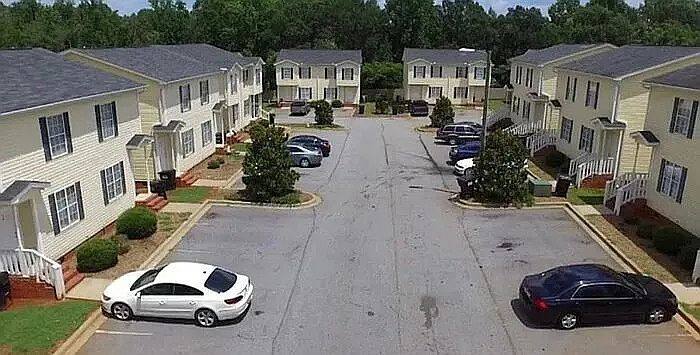 Apartment for rent at 102 Graycliff Ct, Court, Piedmont, SC 29673