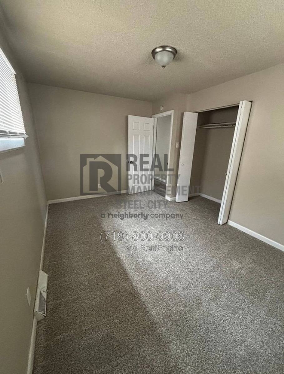 Apartment for rent at 2132 E 6th St, Pueblo, CO 81001