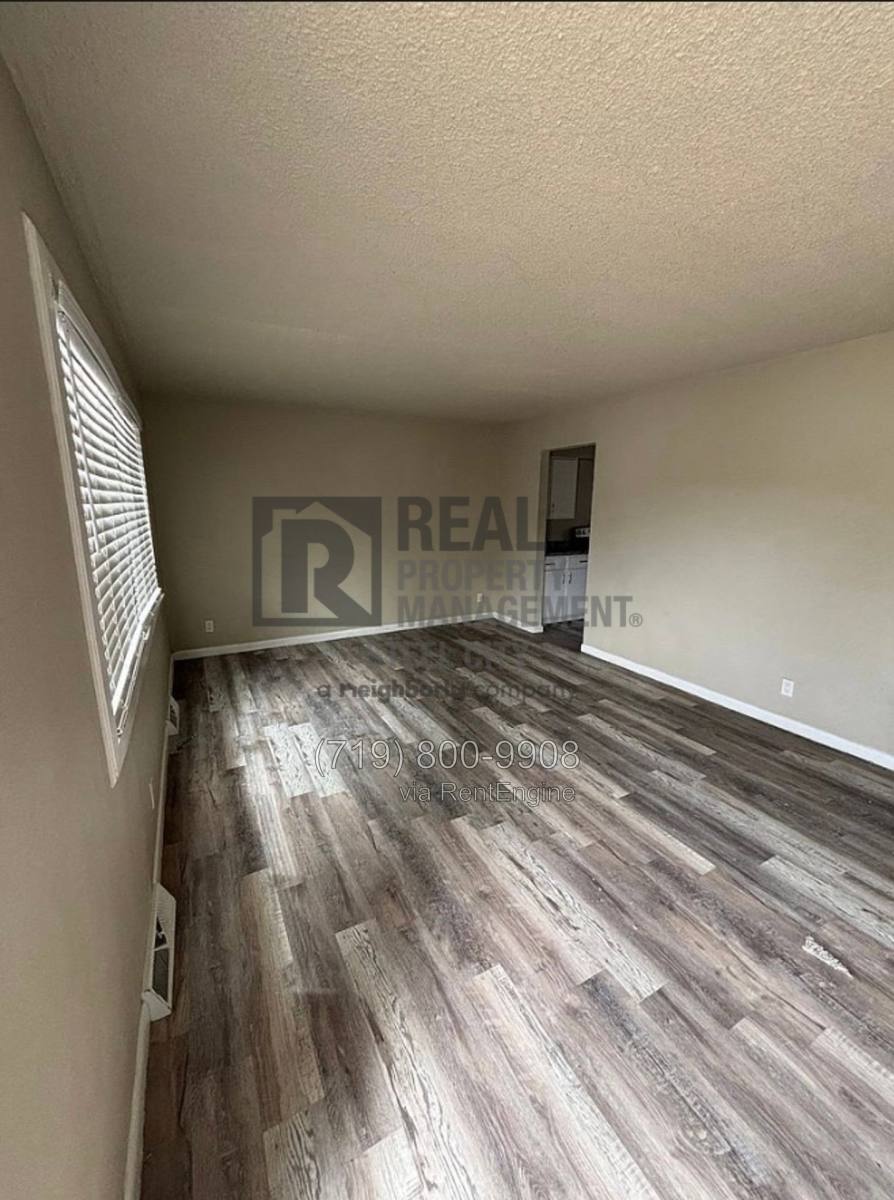 Apartment for rent at 2132 E 6th St, Pueblo, CO 81001
