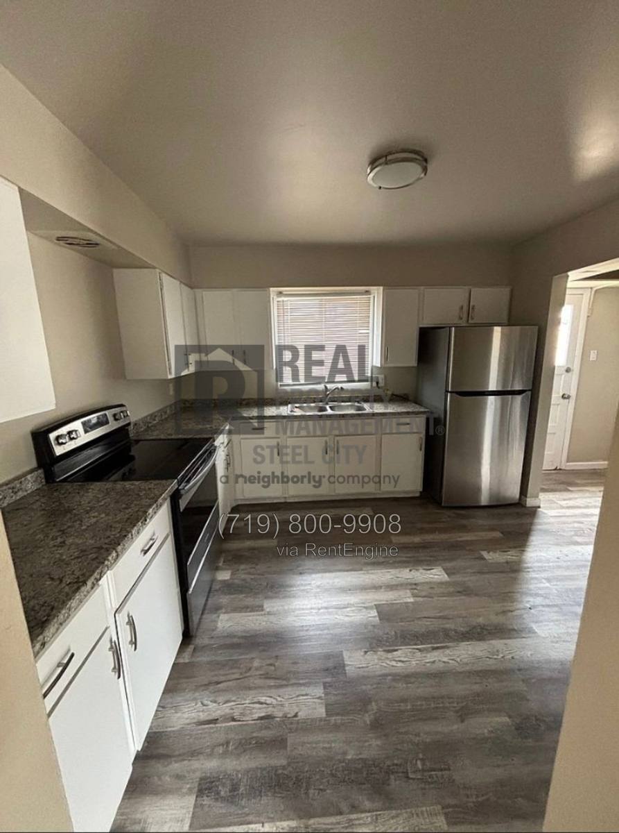 Apartment for rent at 2132 E 6th St, Pueblo, CO 81001