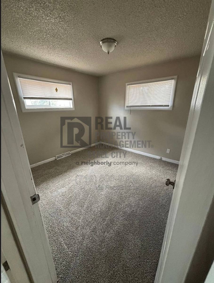 Apartment for rent at 2132 E 6th St, Pueblo, CO 81001