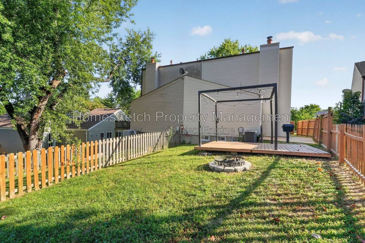 Apartment for rent at 92 Lost Dutchman Dr #A, St. Peters, MO 63376