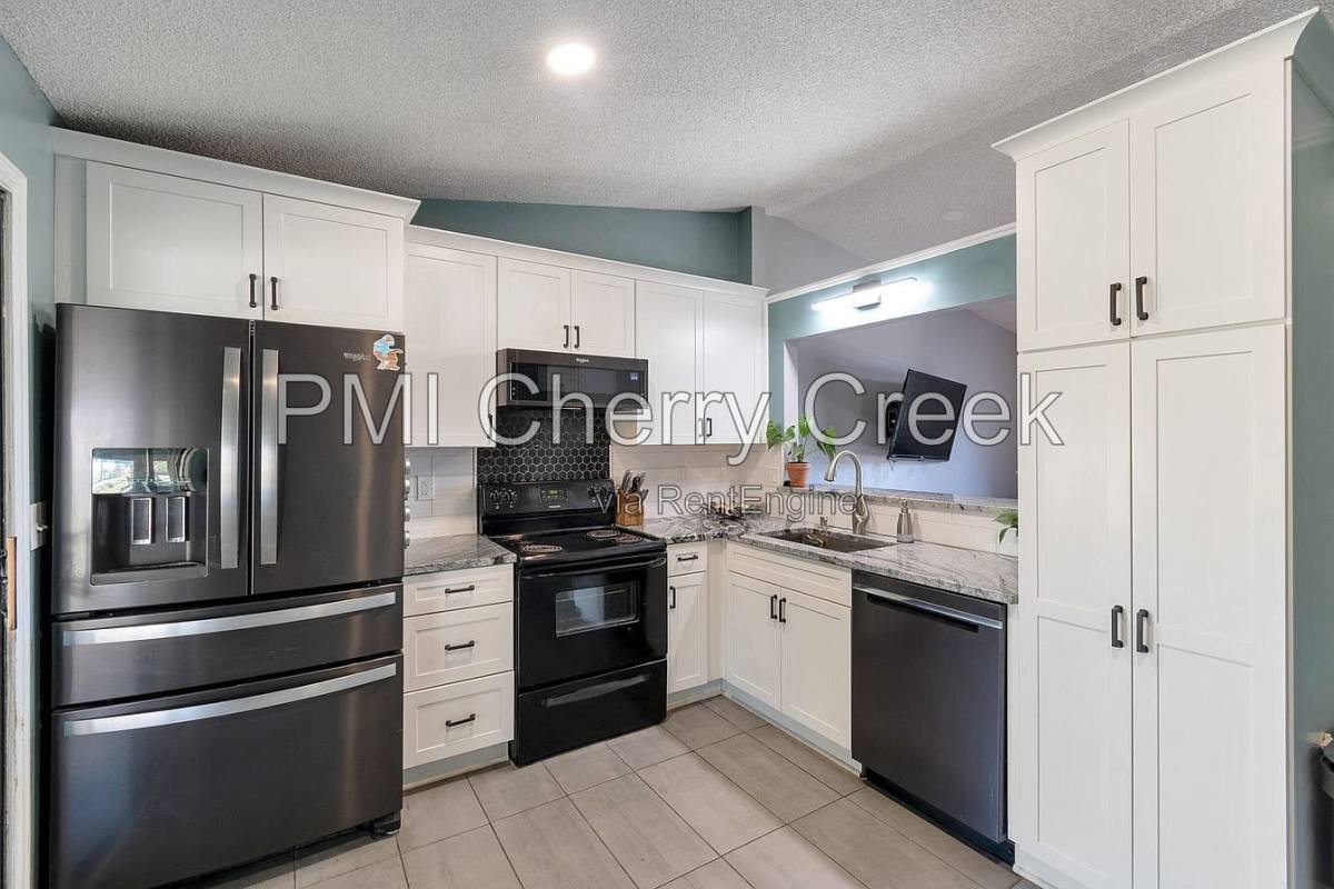 House for rent at 4891 S Holland Court, Littleton, CO 80123