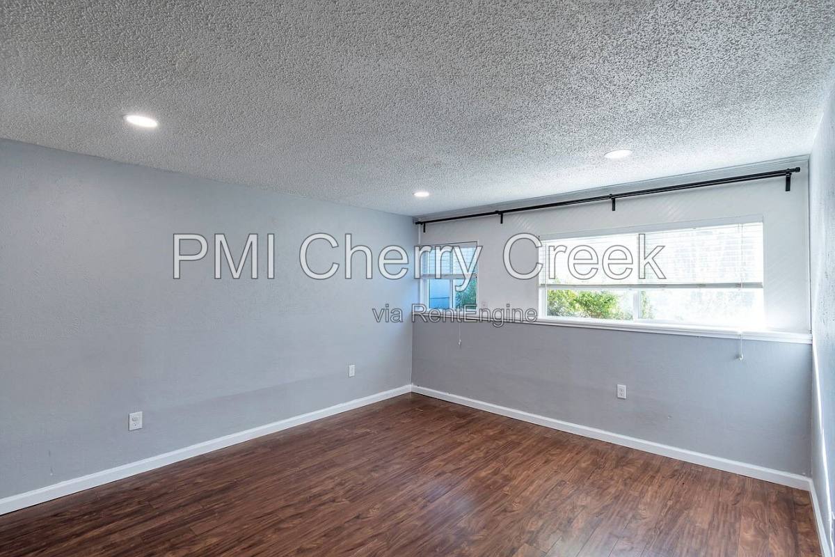 House for rent at 4891 S Holland Court, Littleton, CO 80123