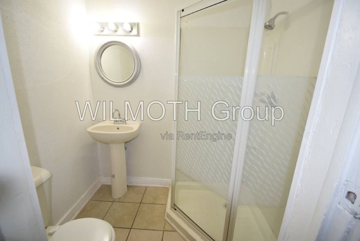 Apartment for rent at 1040 Division St, Indianapolis, IN 46221