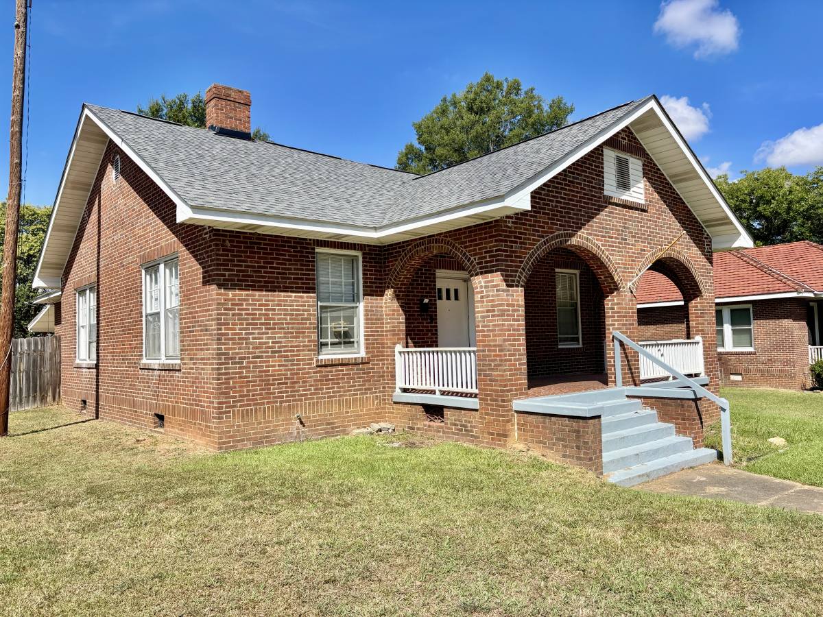 House for rent at 2412 Main St S, Greenwood, SC 29646