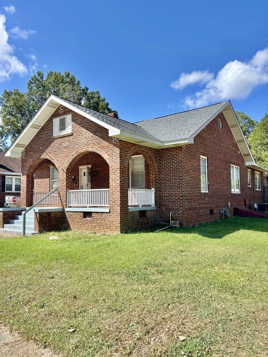 House for rent at 2412 Main St S, Greenwood, SC 29646