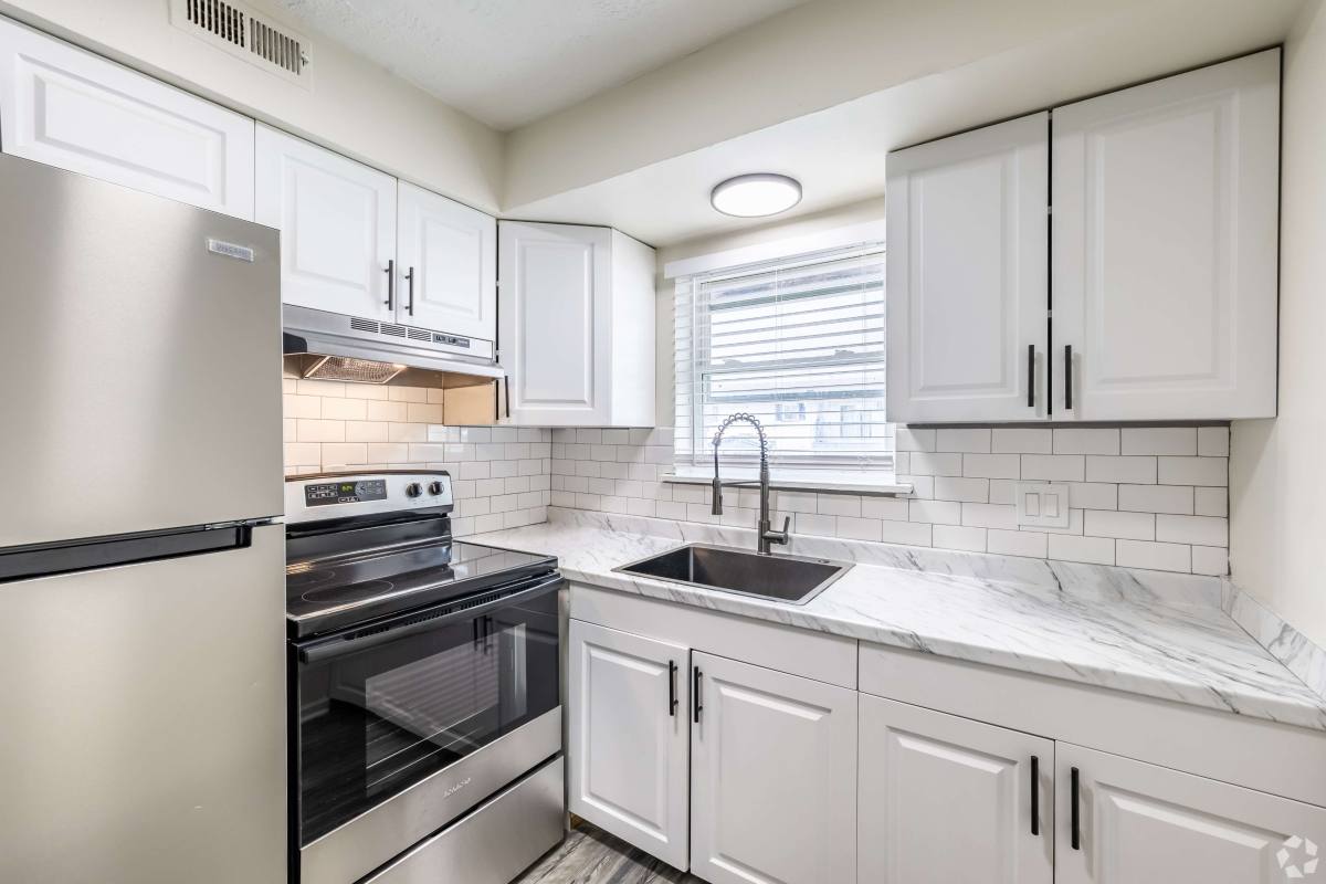 Apartment for rent at Prime Hamburg, 1740-1760 Jennifer Rd, Lexington, KY 40505