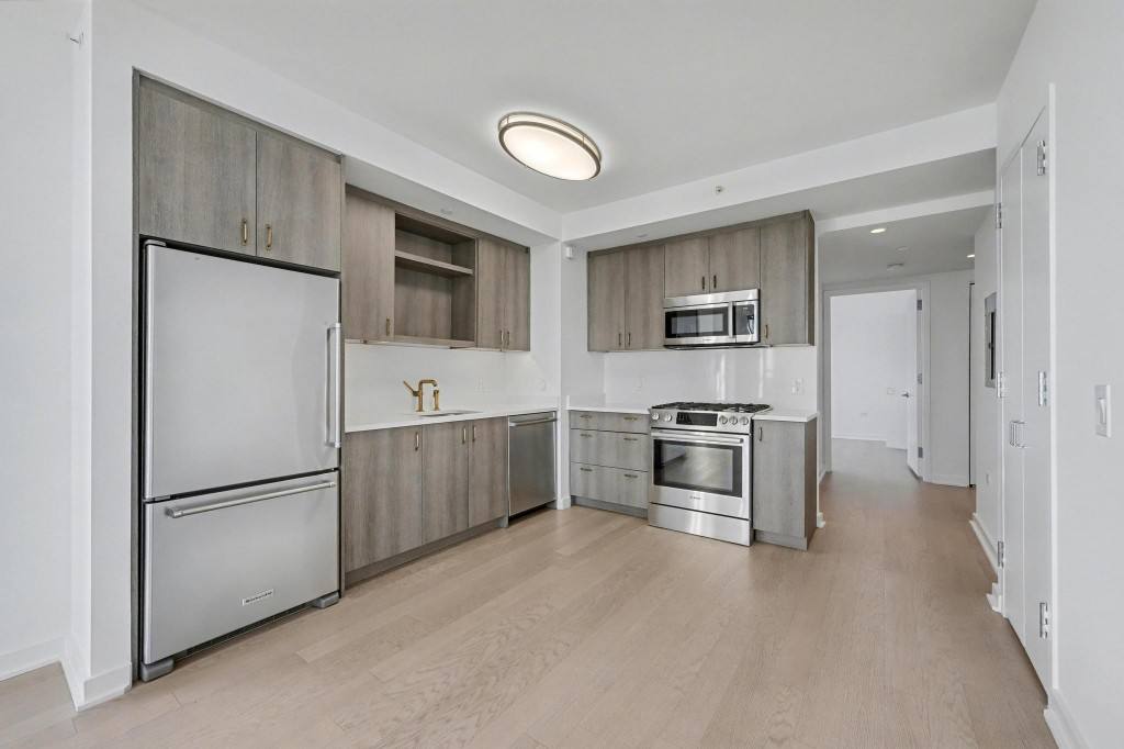 Apartment for rent at 515 W 38th St, New York, NY 10018
