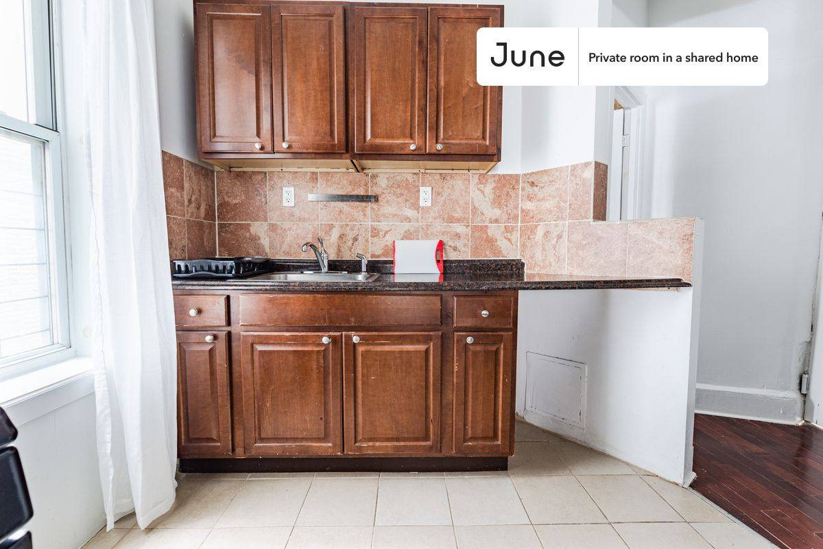 Apartment for rent at 174 W 137th St, New York, NY 10030
