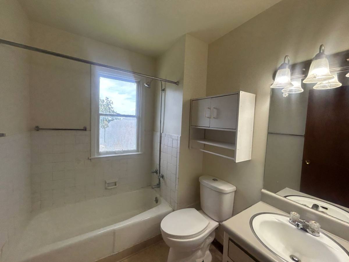 Apartment for rent at 1450 18th Ave, Rock Island, IL 61201