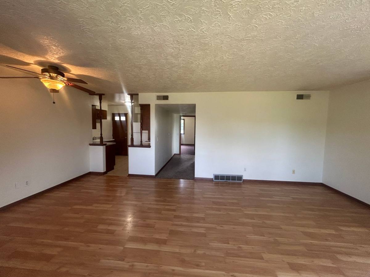 Apartment for rent at 1450 18th Ave, Rock Island, IL 61201
