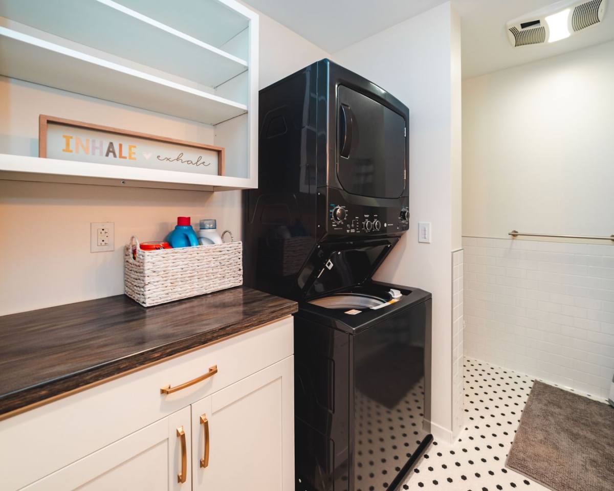 Apartment for rent at 429 State St, Erie, PA 16501