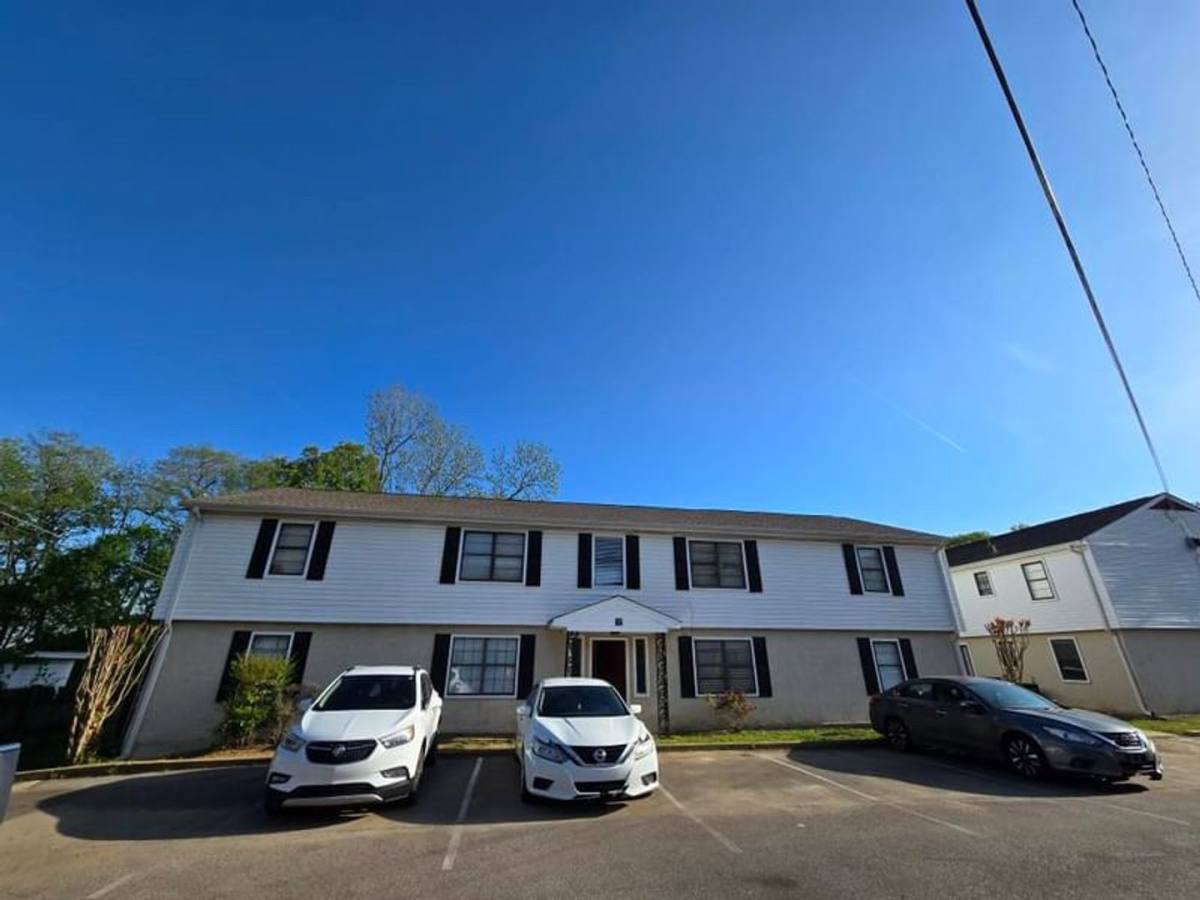 Apartment for rent at 9455 Goodman Rd, Olive Branch, MS 38654