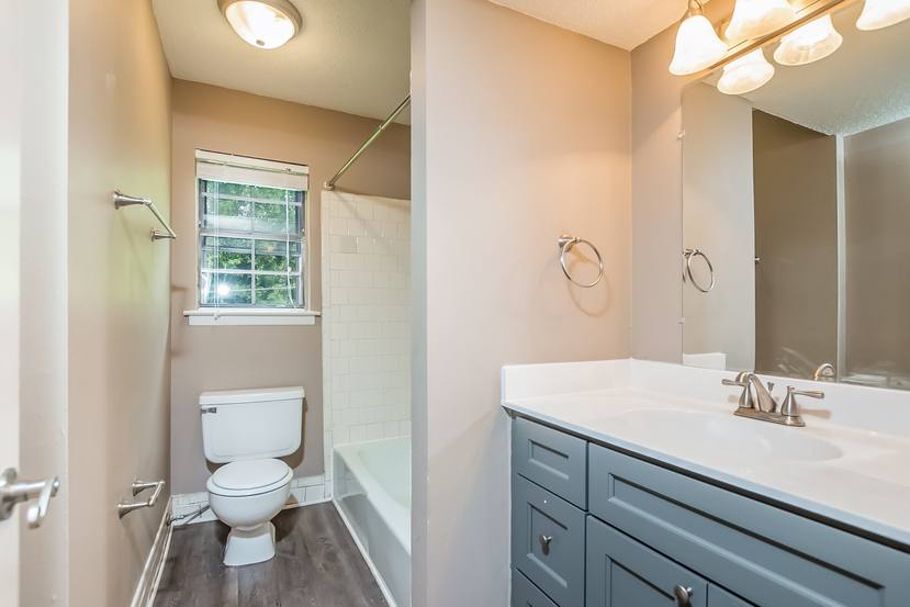 Apartment for rent at 9455 Goodman Rd, Olive Branch, MS 38654
