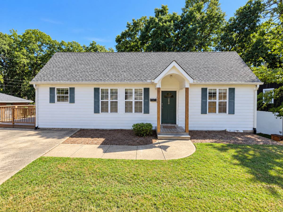House for rent at 200 1/2 E Rutherford St, Athens, GA 30605
