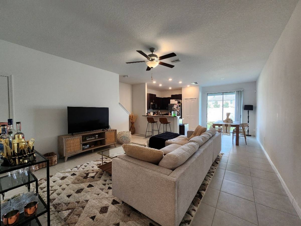 Townhouse for rent at 14305 Editors Note St, Sun City Center, FL 33573