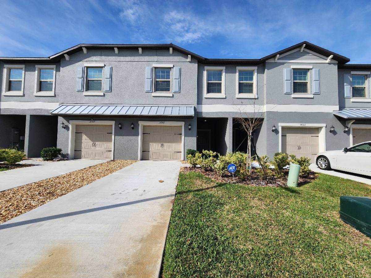 Townhouse for rent at 14305 Editors Note St, Sun City Center, FL 33573