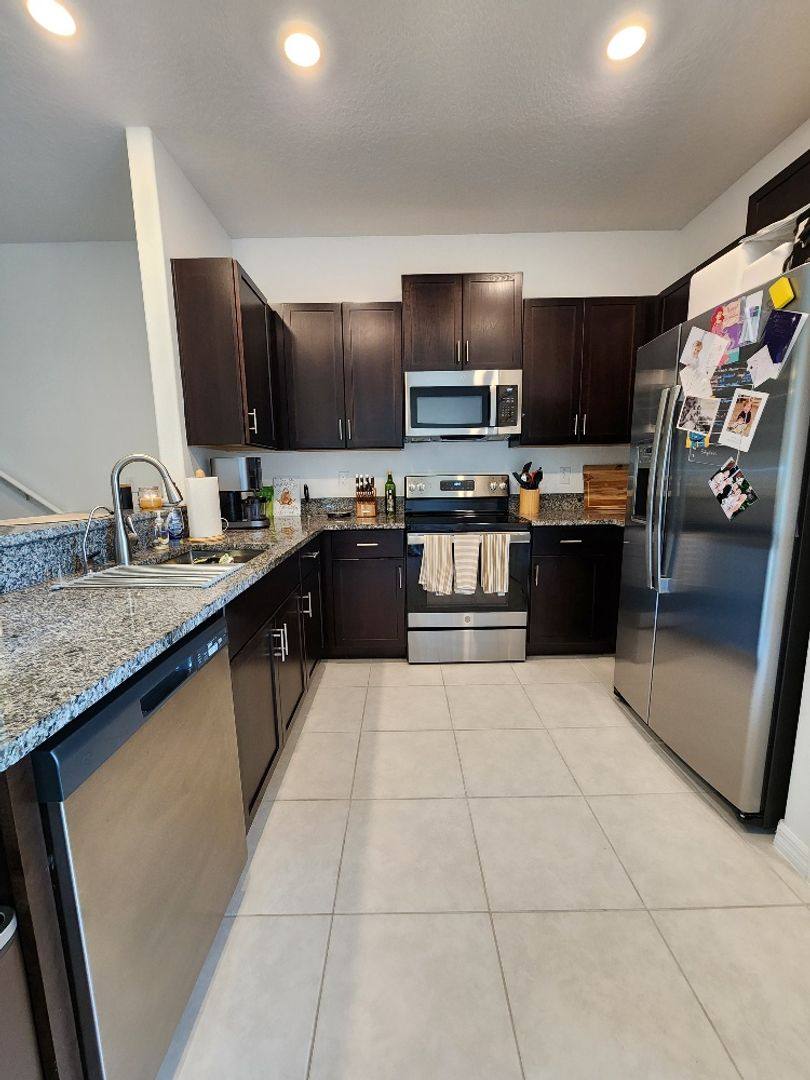 Townhouse for rent at 14305 Editors Note St, Sun City Center, FL 33573