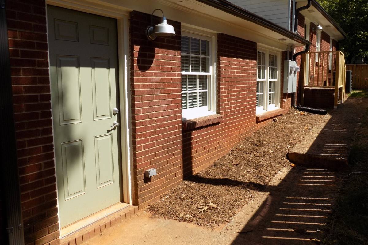 Apartment for rent at 1826 Merriman Ave #2, Charlotte, NC 28203