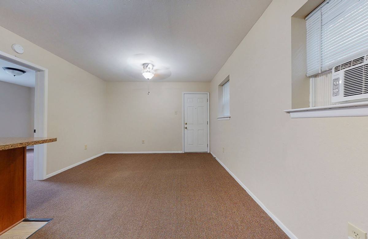 Apartment for rent at 1508 Seminole, Metairie, LA 70005