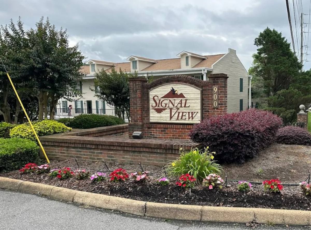 Condo for rent at 900 Mountain Creek Rd #P244, Chattanooga, TN 37405