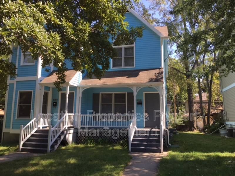 Townhouse for rent at 828 Maine St, Lawrence, KS 66044