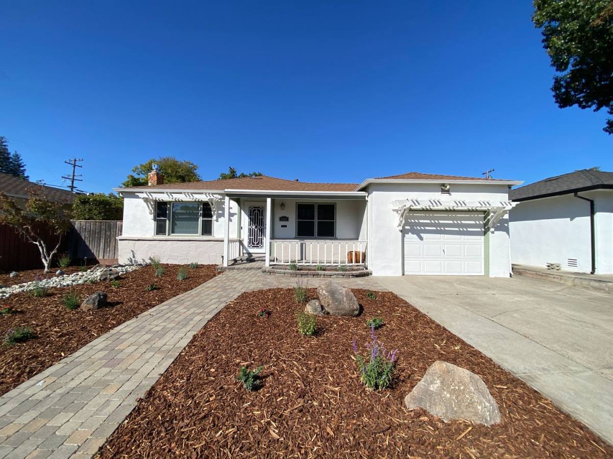 House for rent at 5805 20th Ave, Sacramento, CA 95820