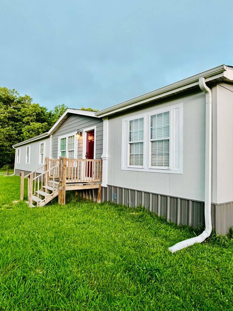 House for rent at 55 County Rd NE #2220, Talco, TX 75487